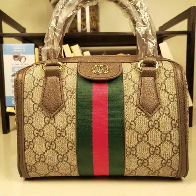 Gucci Handbags — bag, real photo