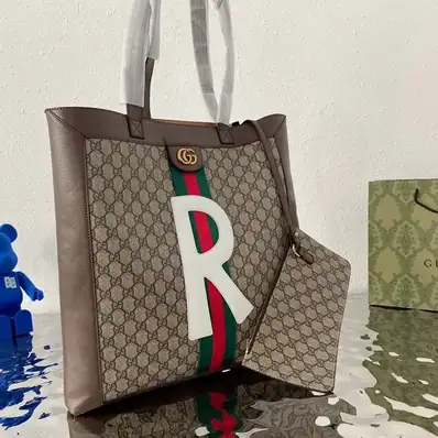 Gucci Handbags — bag, real photo