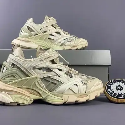 Balenciaga Chunky Sneakers — sneakers, real photo