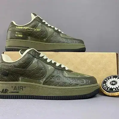 LV ARCH LICHT SNEAKER — sneakers, real photo