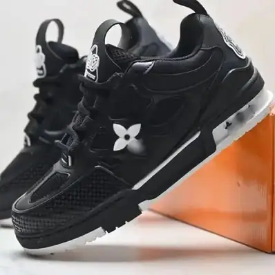 LV B22 Sneakers — sneakers, real photo