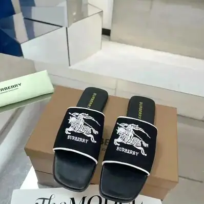 Slides & slippers — real photo